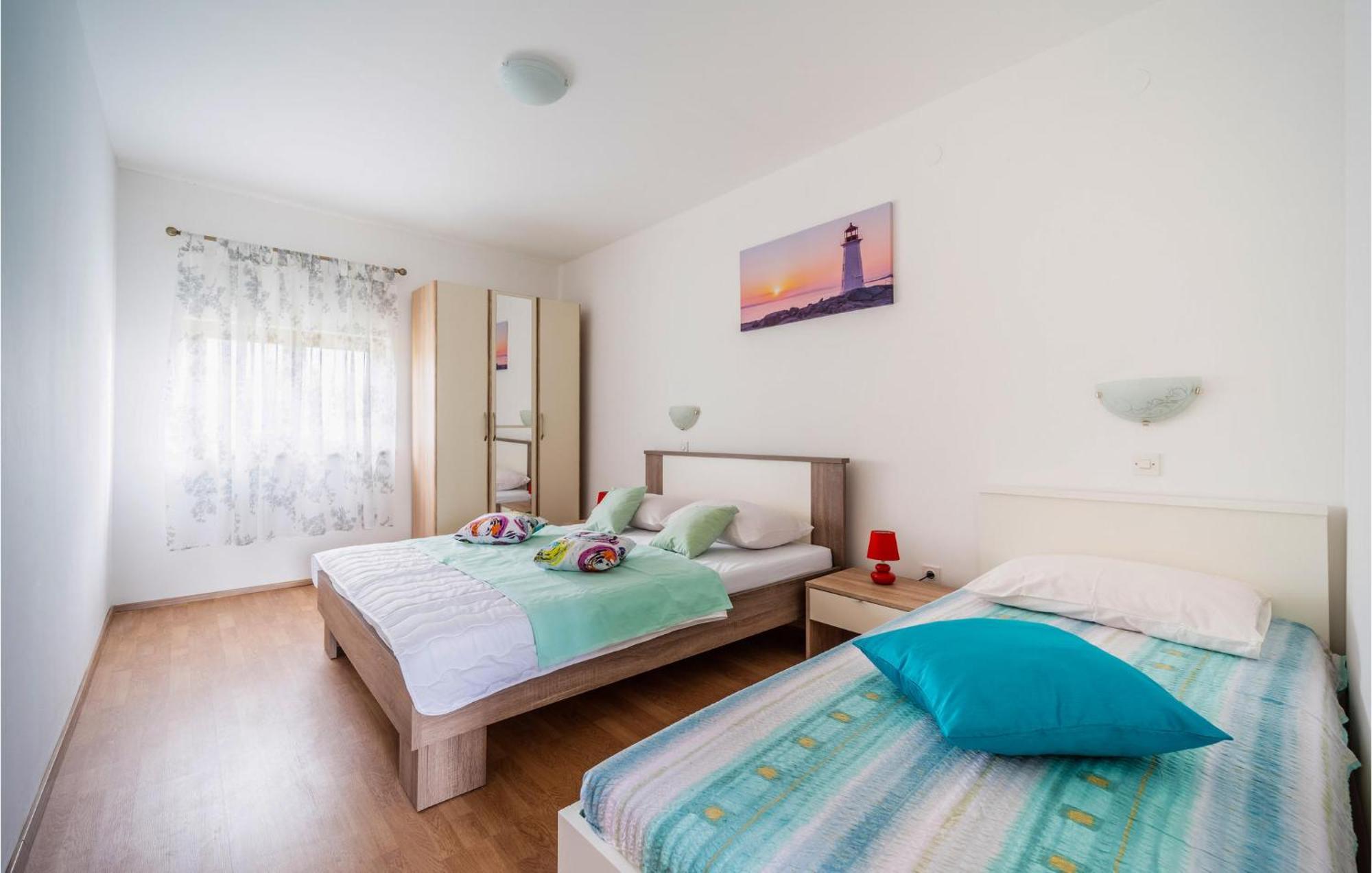 Amazing Apartment In Krnica With Kitchen Exteriör bild