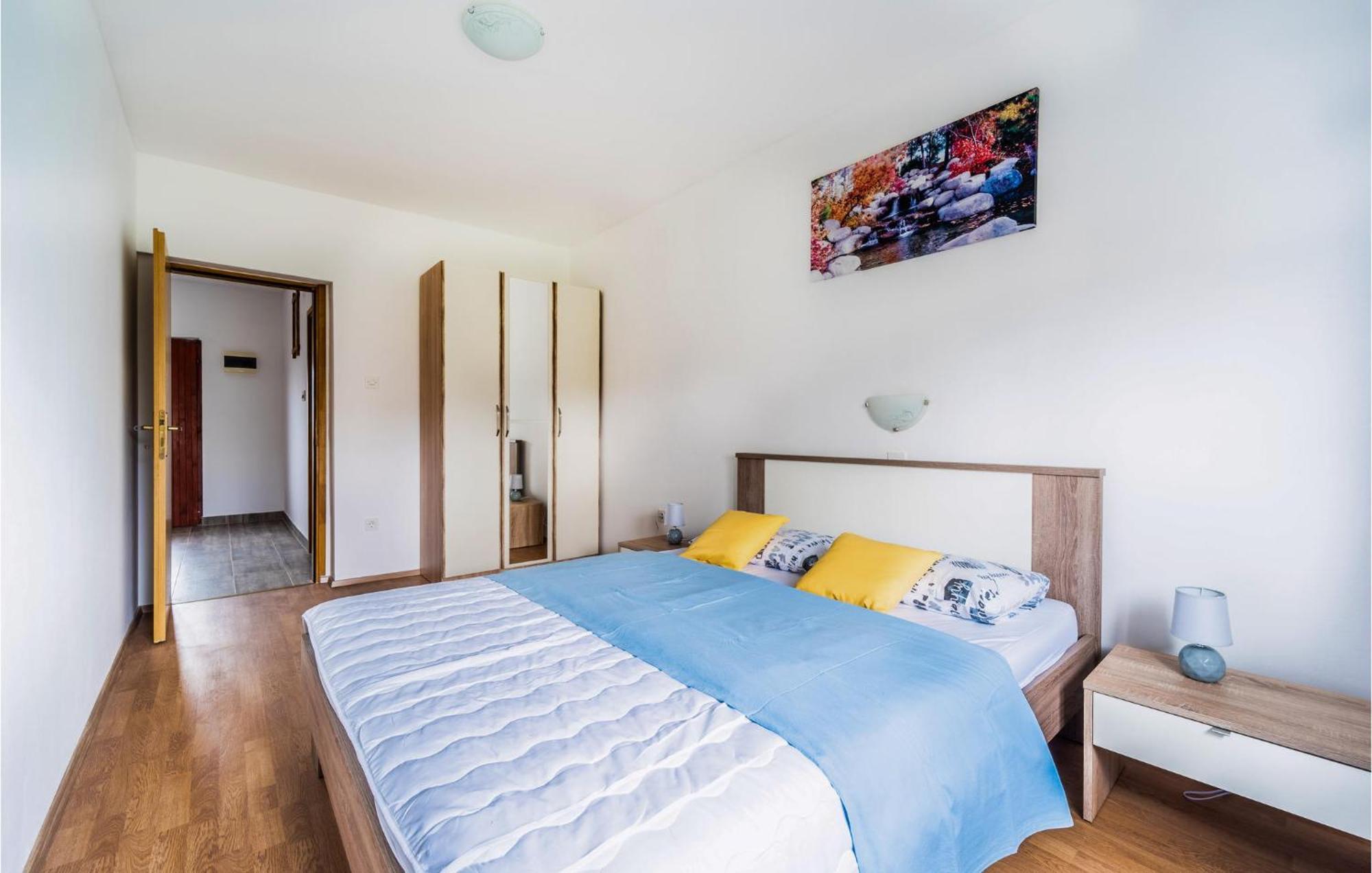 Amazing Apartment In Krnica With Kitchen Exteriör bild